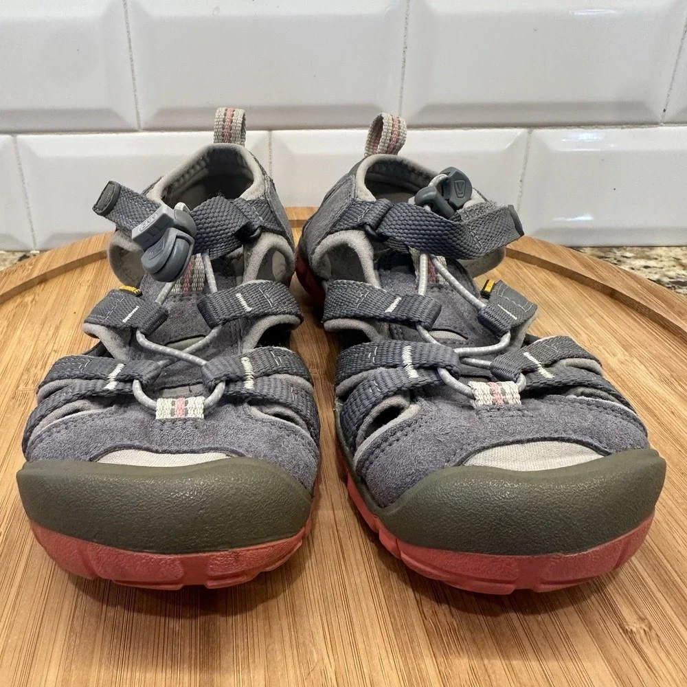 KEEN Seacamp CNX II Sandals Water Shoes Kids Size 13 Blue Gray Hiking Closed Toe